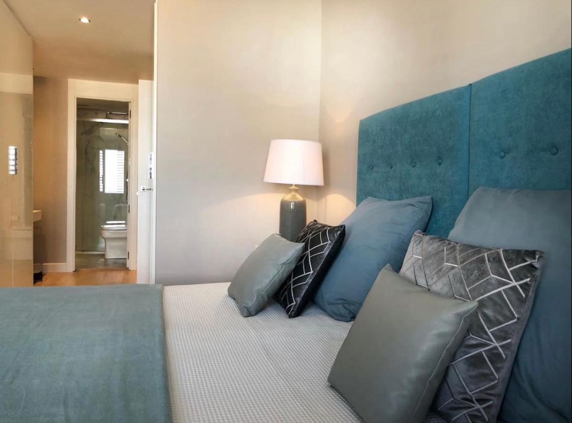 De Diseno Con Piscina Apartment *